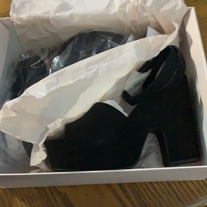BNIB JustFab Heeled Sandals